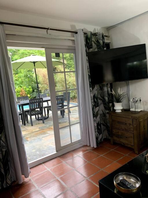 Reefside Villa Краун Пойнт Екстериор снимка